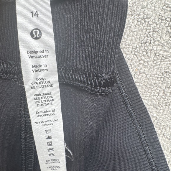 lululemon - Picture 6 of 6